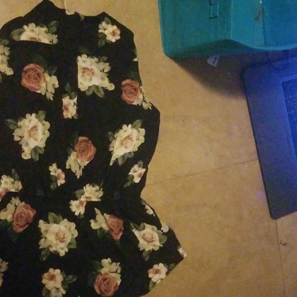 Dress - Picture 2 of 2